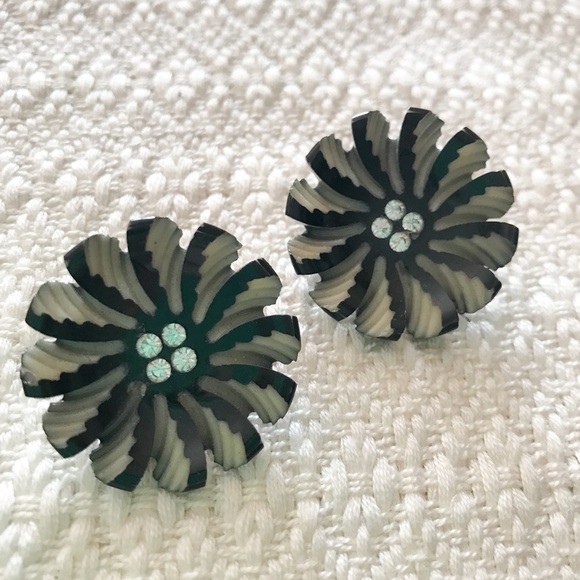 Vintage 50s Floral Blossom and Rhinestone Clip-On Earrings - Picture 2 of 6